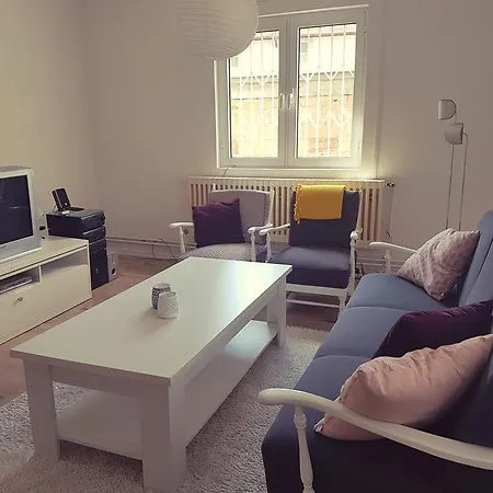 Apartman Cosy And Chic... Parking Included Szarajevó